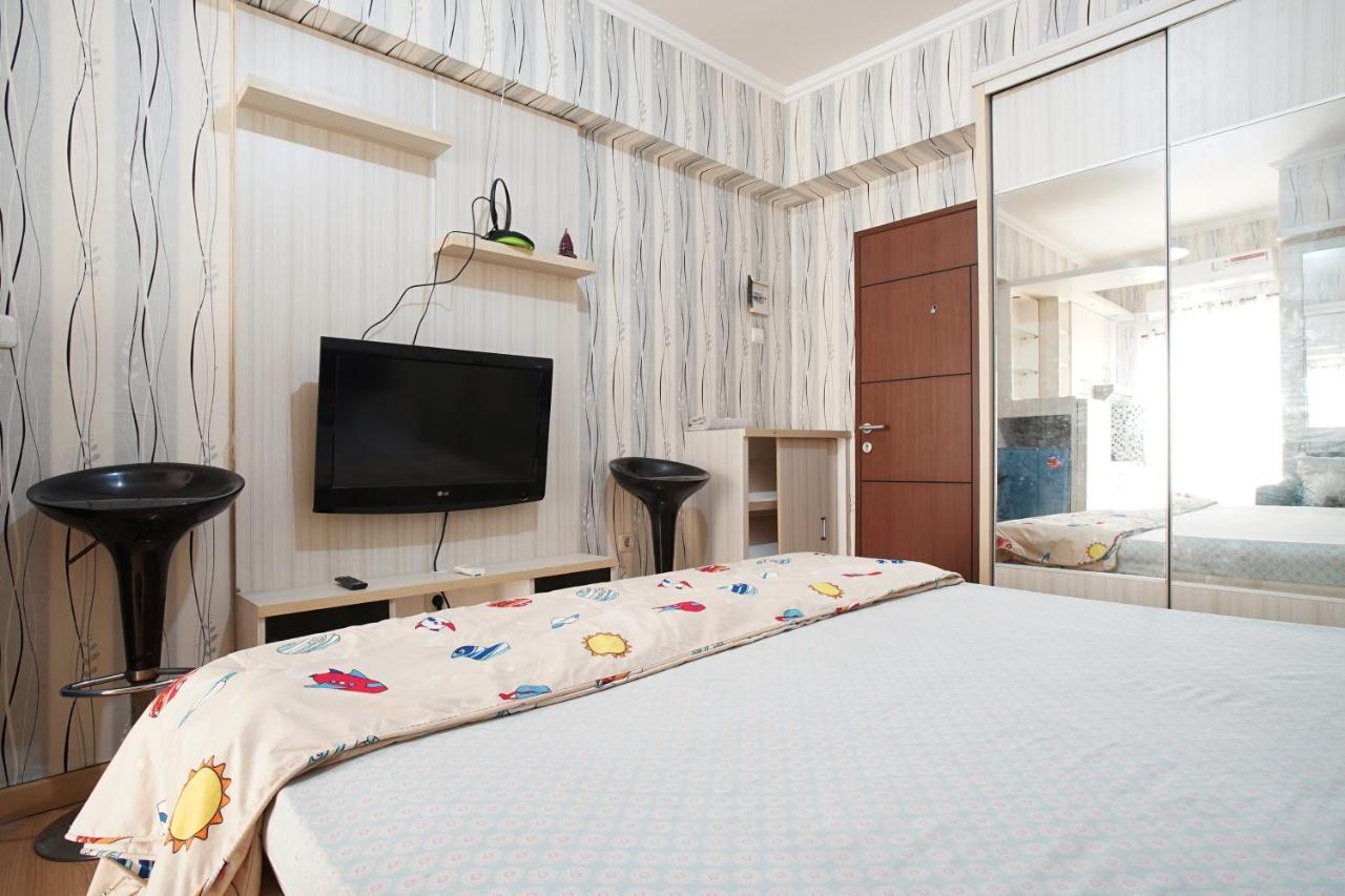 Planet Room Kemang View Bekasi Esterno foto